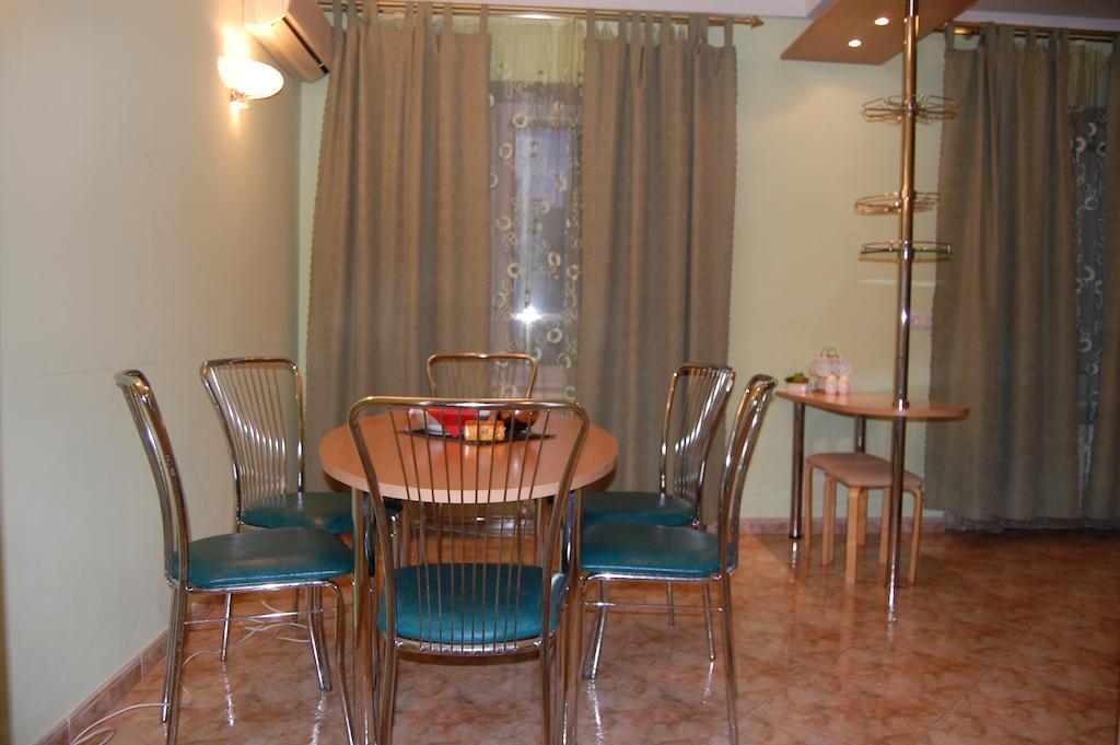 Like Hostel Kiev Exterior foto